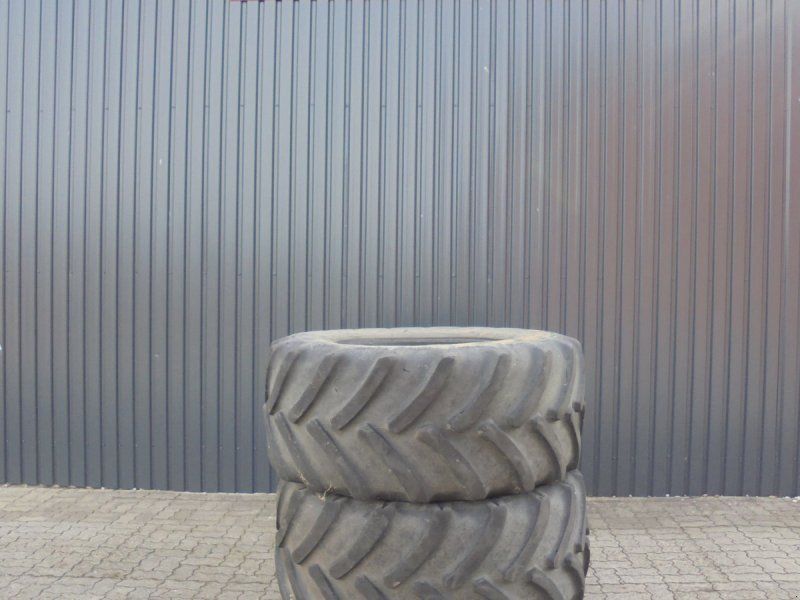 Goodyear titrac DT824