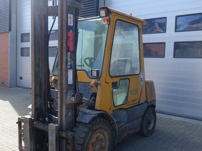 TCM FD30 Z5 // 3 tons diesel