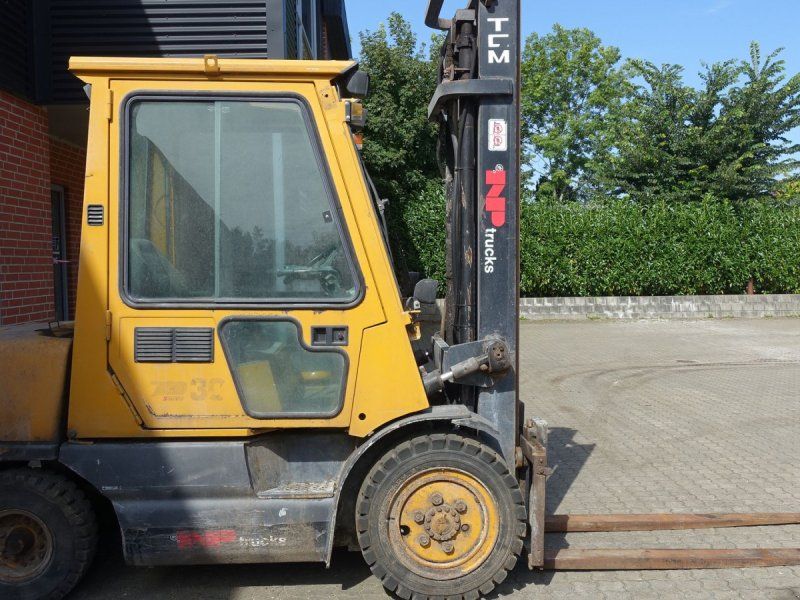 TCM FD30 Z5 // 3 tons diesel