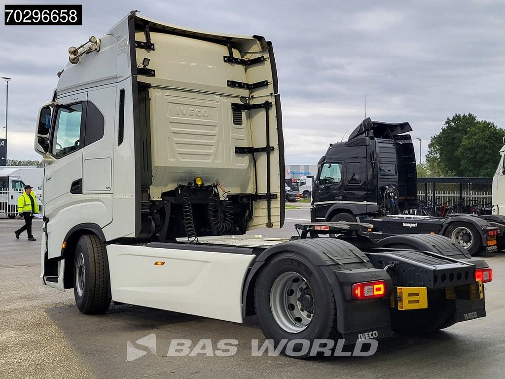 Iveco S-Way 460 4X2 90% Tyres! ACC Navi Euro 6