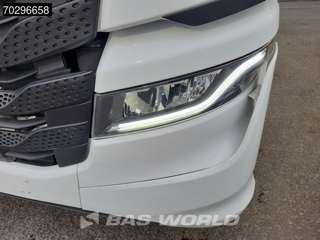 Iveco S-Way 460 4X2 90% Tyres! ACC Navi Euro 6