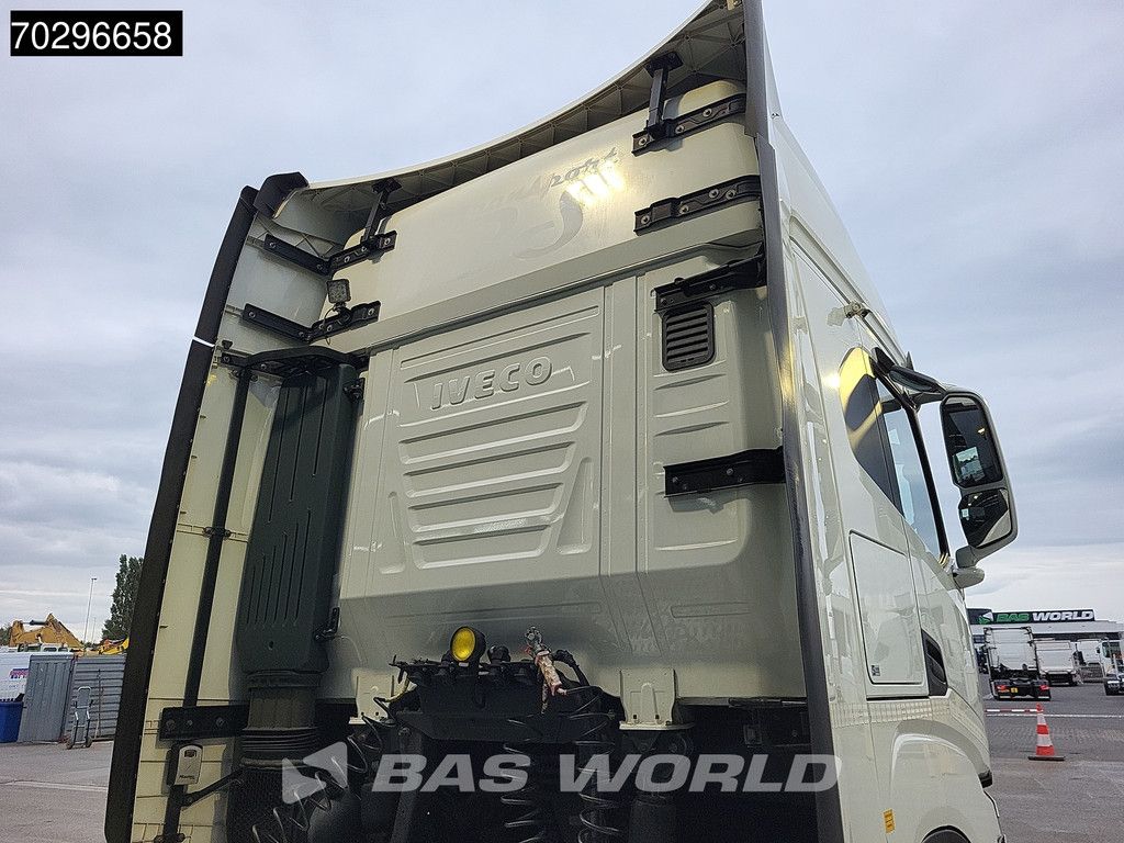 Iveco S-Way 460 4X2 90% Tyres! ACC Navi Euro 6