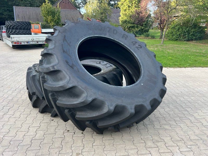 Mitas SFT 710/70 R42 ****
