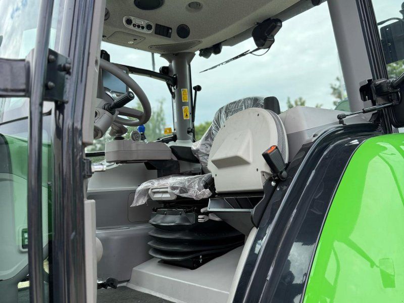 Deutz-Fahr Agrotron 6135 C TTV