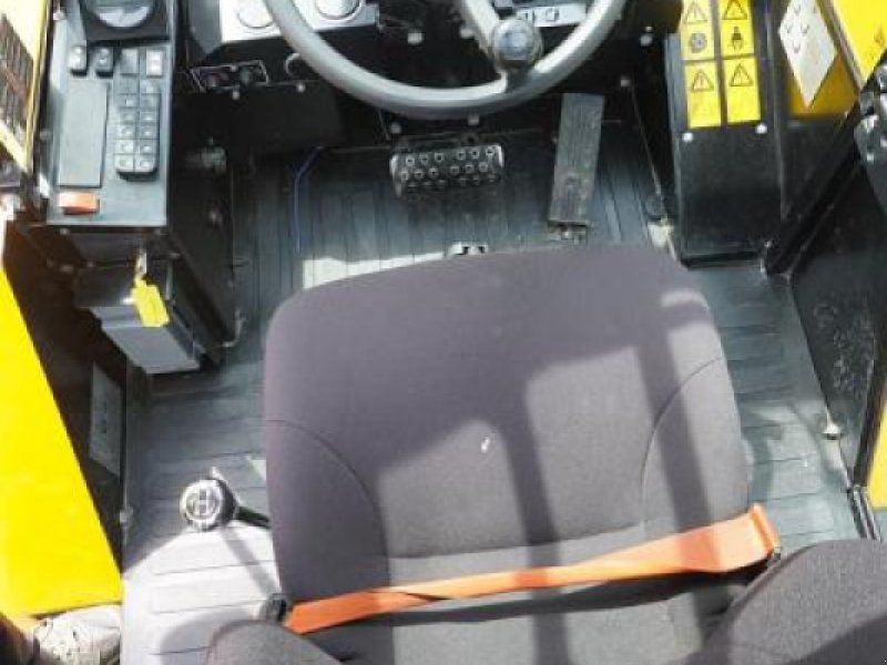 JCB 940-4