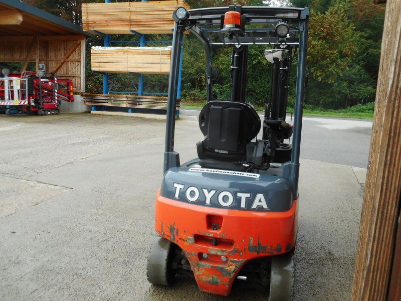 Toyota 8FBNKT16T Tripl 4,7m + SS + Ladegerät ( LITHIU