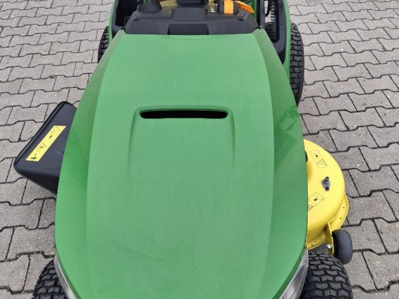 John Deere X107