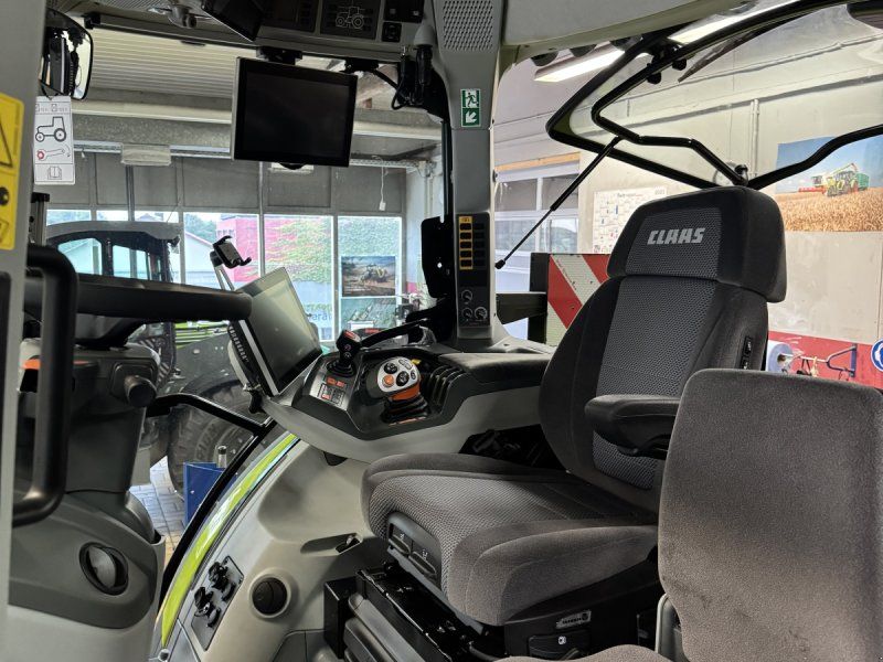 Claas ARION 570 CMATIC CEBIS