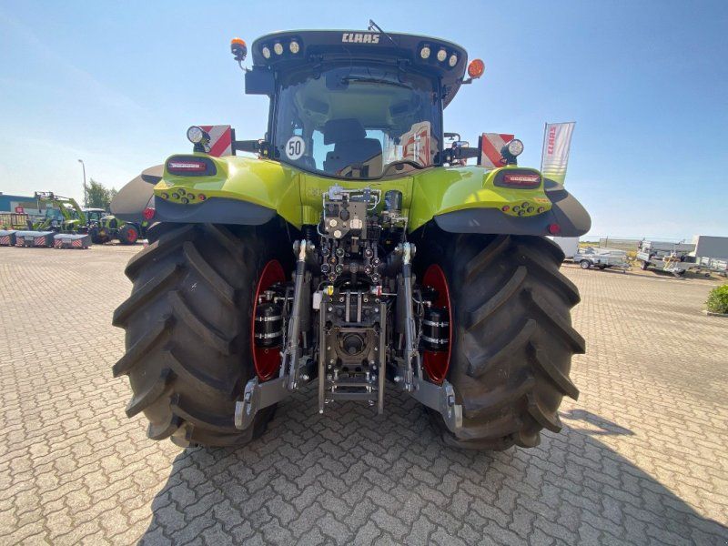 Claas Axion 810 CMatic Stage V Cebis