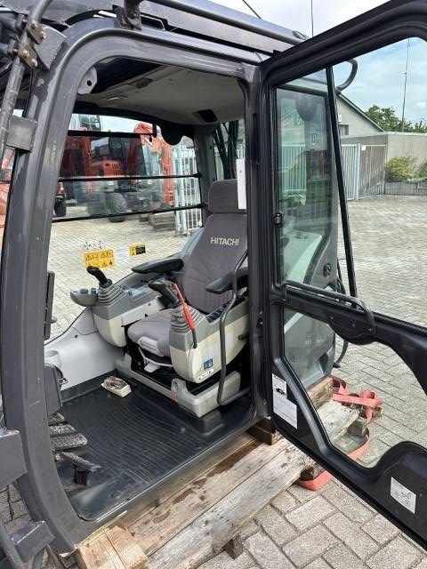 Hitachi ZX 210 LC-5/ 250LC-5/280LC-5