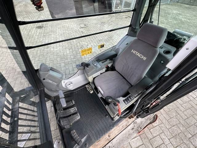 Hitachi ZX 210 LC-5/ 250LC-5/280LC-5