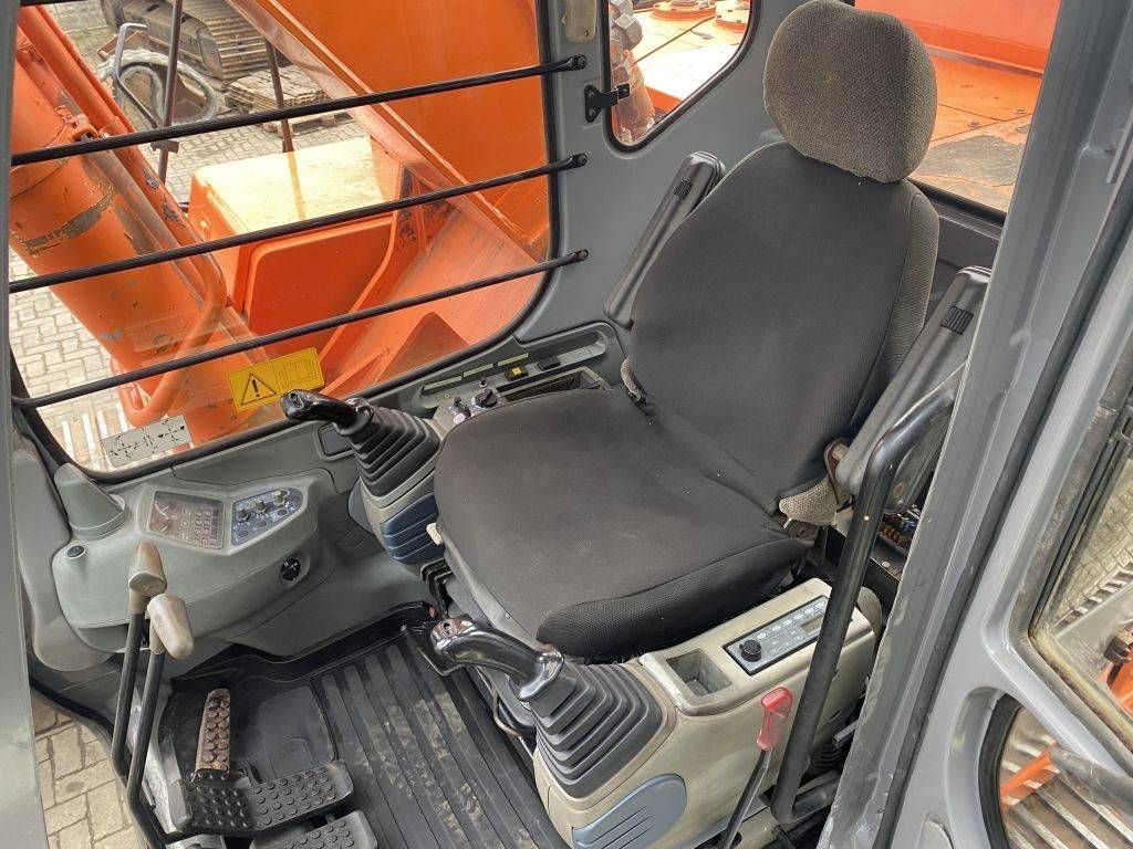 Fiat-Hitachi EX 355