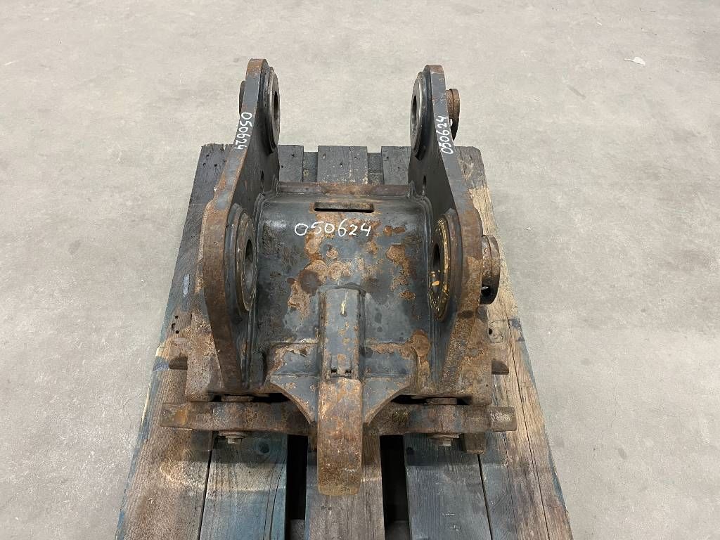 GP Equipment Hitachi ZX210