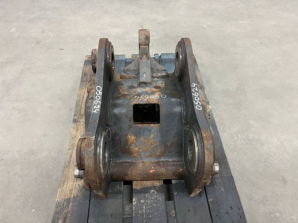 GP Equipment Hitachi ZX210