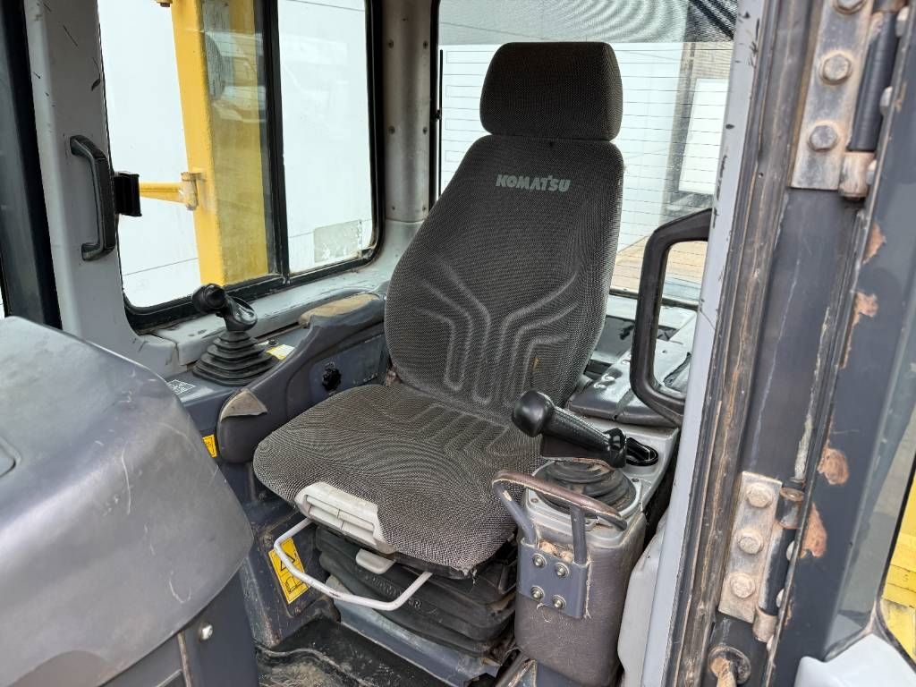 Komatsu D61PX15 - 6 Way + Folding Blade / CE + EPA / AC