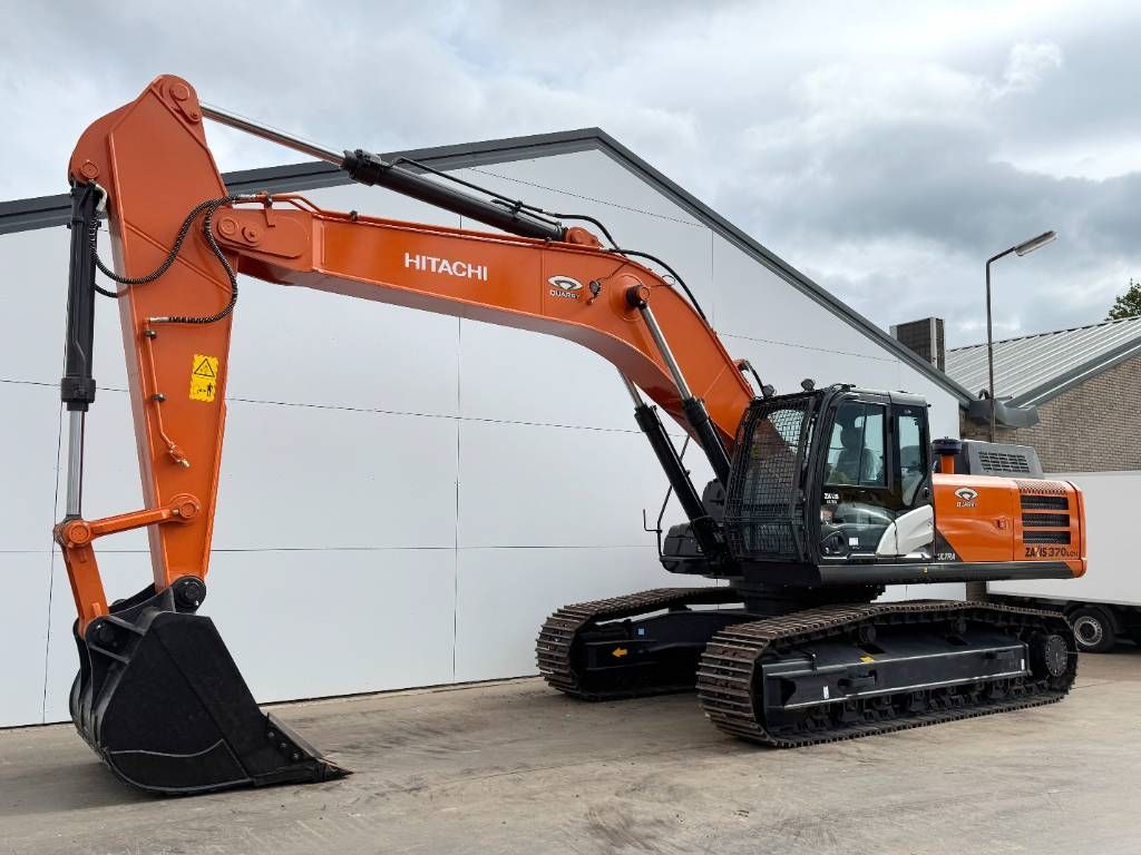 Hitachi ZX70-LCH - Hammer Lines / Isuzu Engine