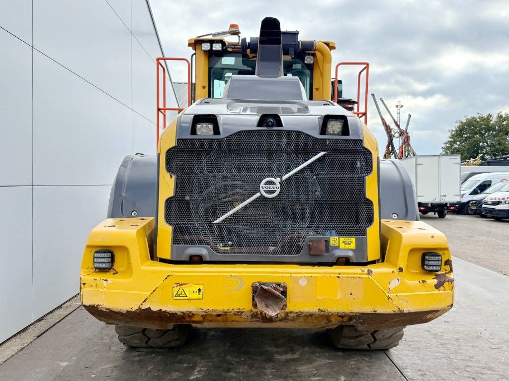 Volvo L120H - 3rd Function / Quick Coupler