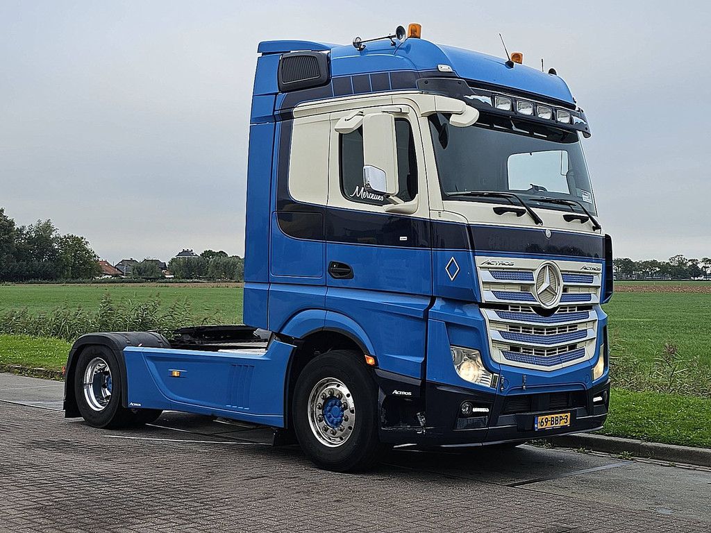 MERCEDES-BENZ ACTROS 1845 LS