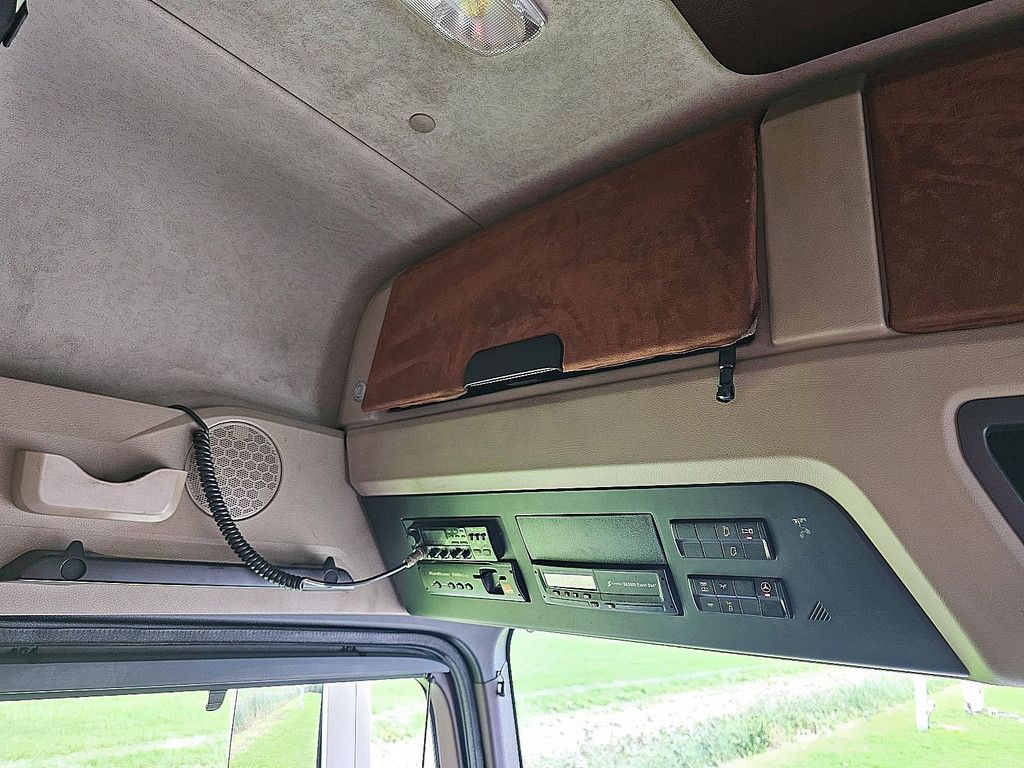 MERCEDES-BENZ ACTROS 1845 LS