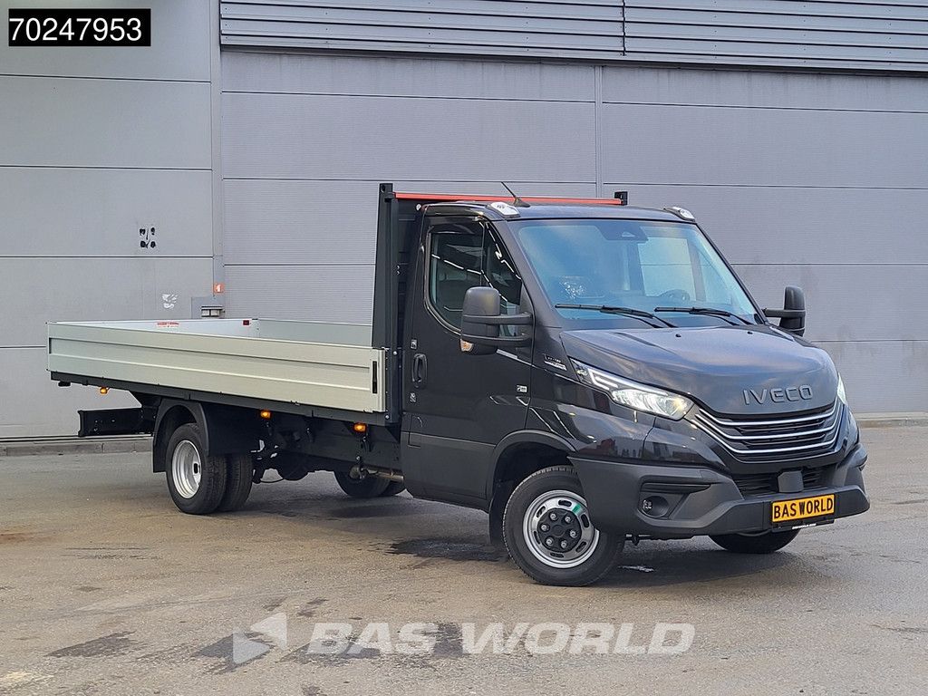 Iveco Daily 35C18 3.0L Automaat 180PK Open Laadbak 2025-Model Dubbellucht 3,5t Trekvermogen ACC LED Navi Euro6 Pritsche Pickup A/C