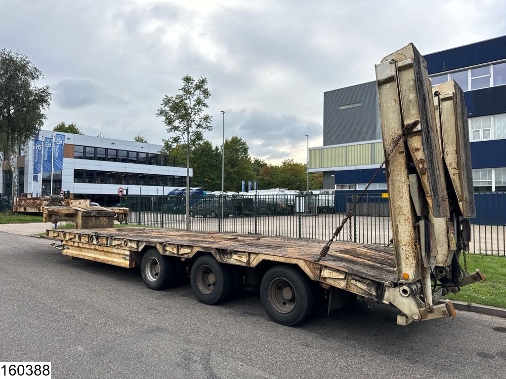 Louault Lowbed 34,000 kg, Steering axle, Hydraulic, Winch