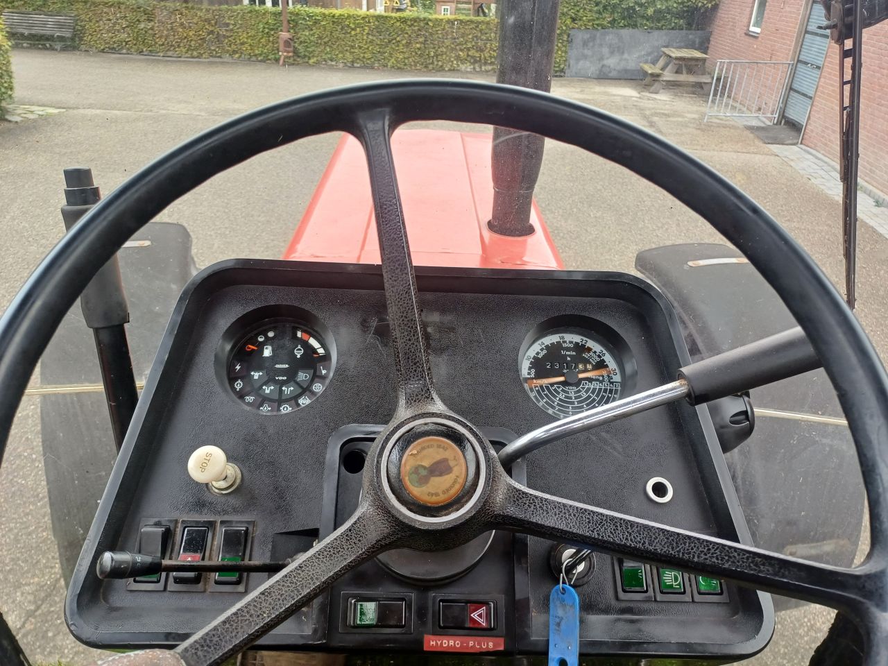 Aangeboden een Case 1056 XL