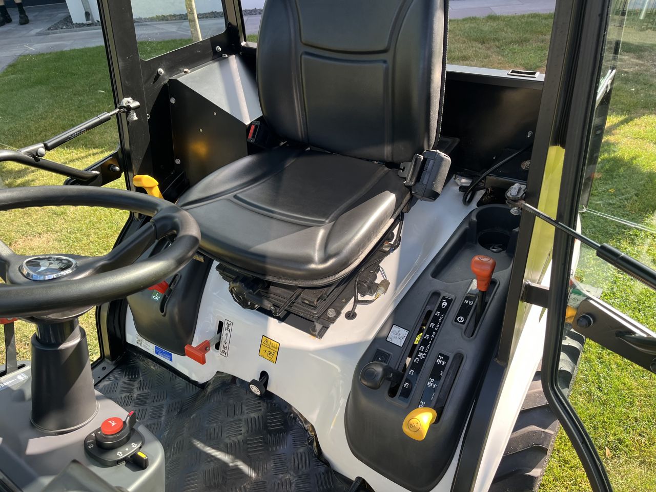 Bobcat CT1025 HST minitractor met cabine