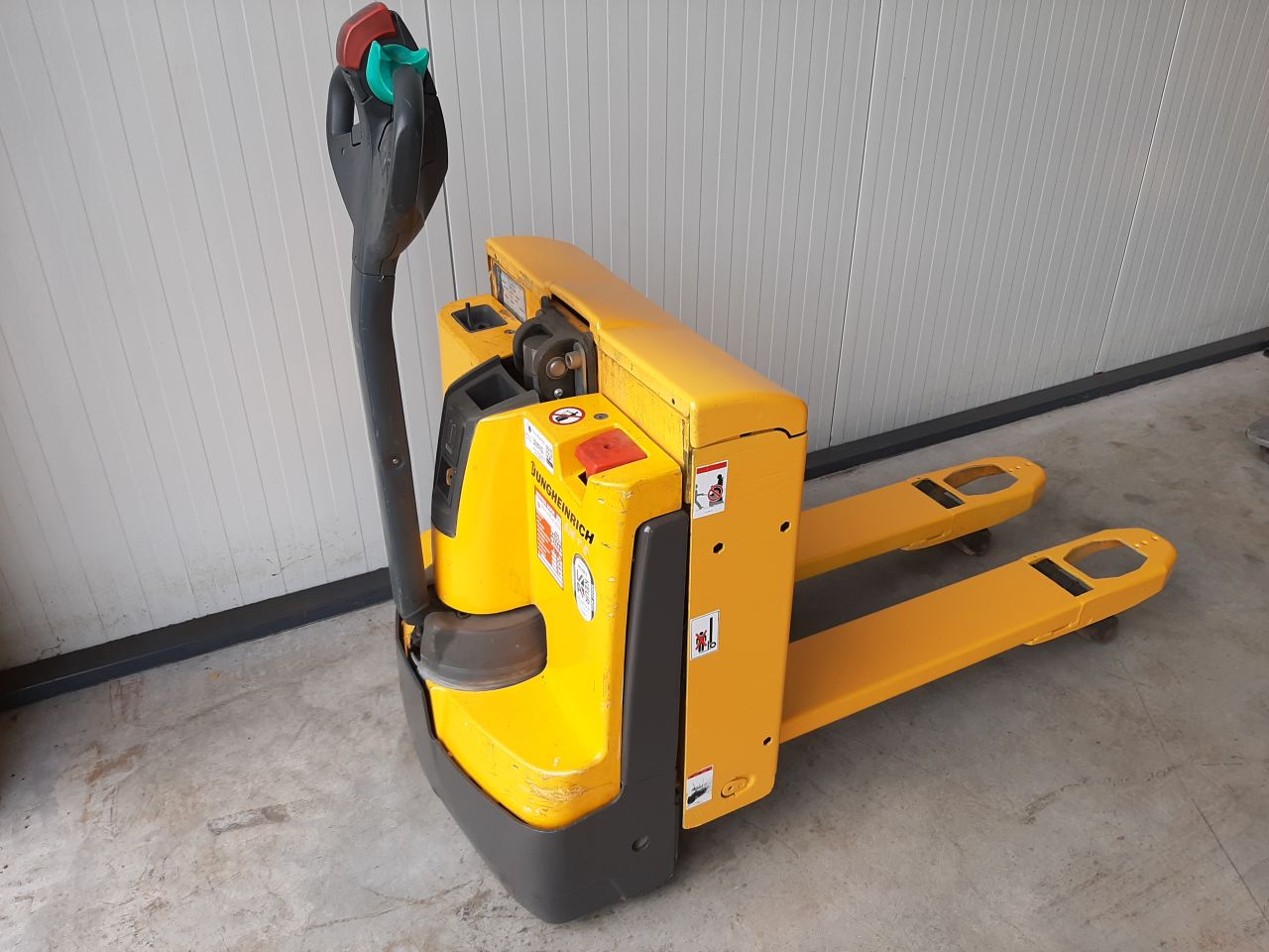 Jungheinrich elektrische palletwagen eje116 accu bj 2019