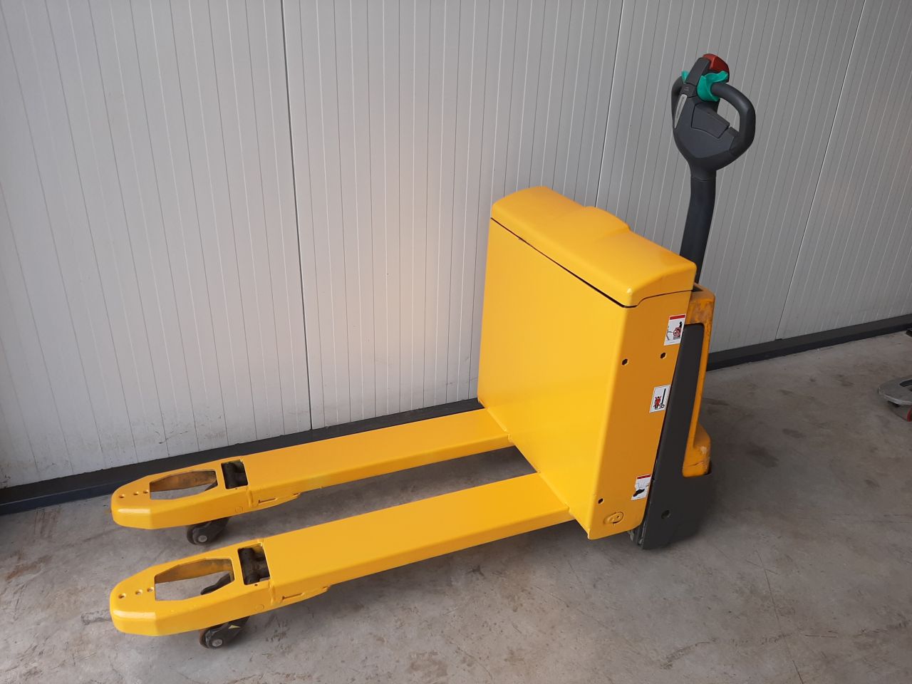 Jungheinrich elektrische palletwagen eje116 accu bj 2019