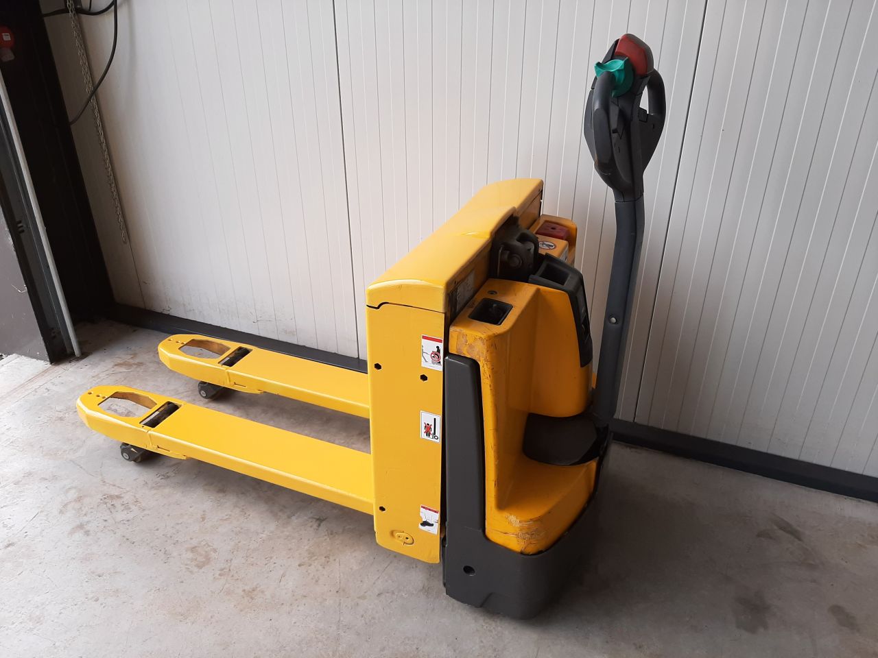 Jungheinrich elektrische palletwagen eje116 accu bj 2019