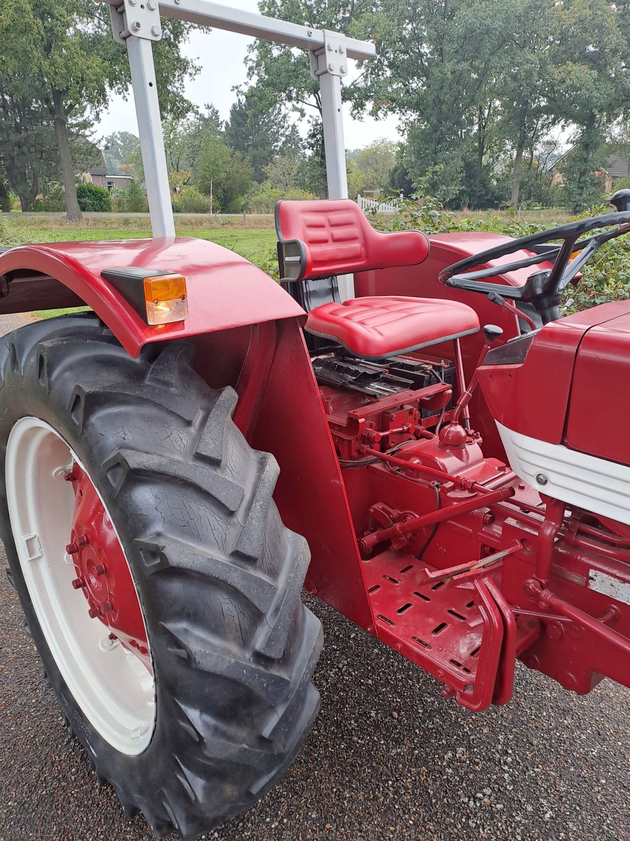 IHC International 423 | kenteken | Inruil & transport mogelijk