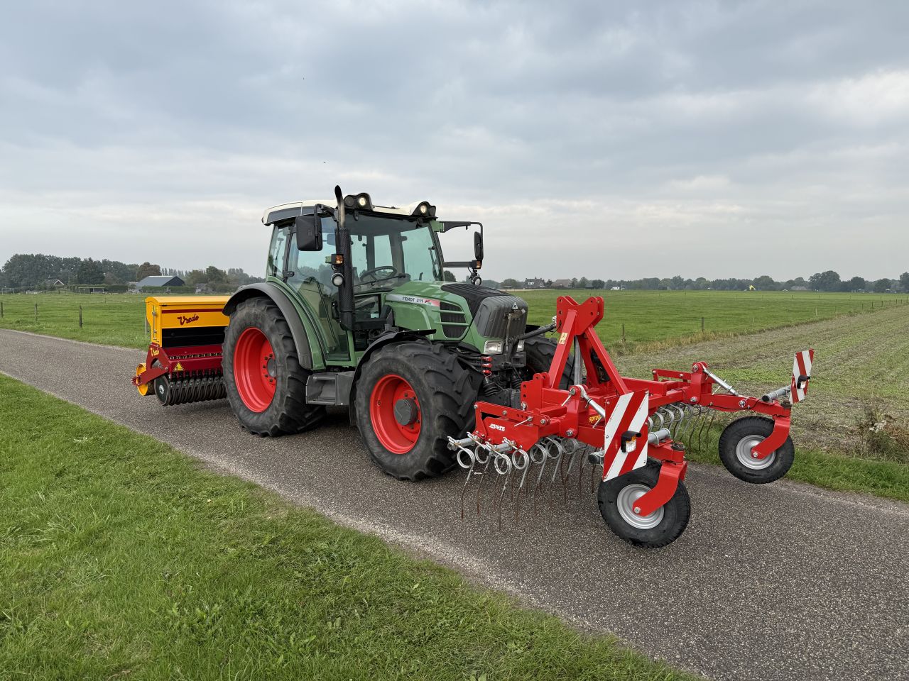 Vredo 229.07.5 agri met Evers grassprofi doorzaai combinatie