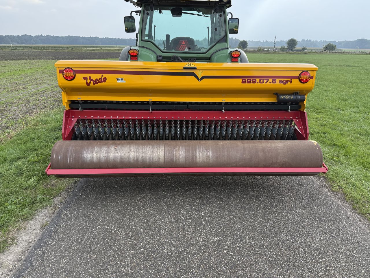 Vredo 229.07.5 agri met Evers grassprofi doorzaai combinatie