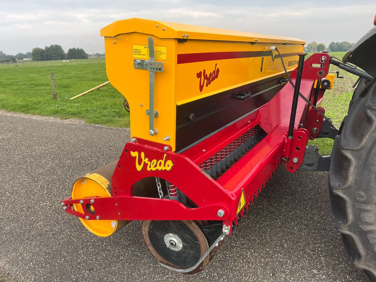 Vredo 229.07.5 agri met Evers grassprofi doorzaai combinatie
