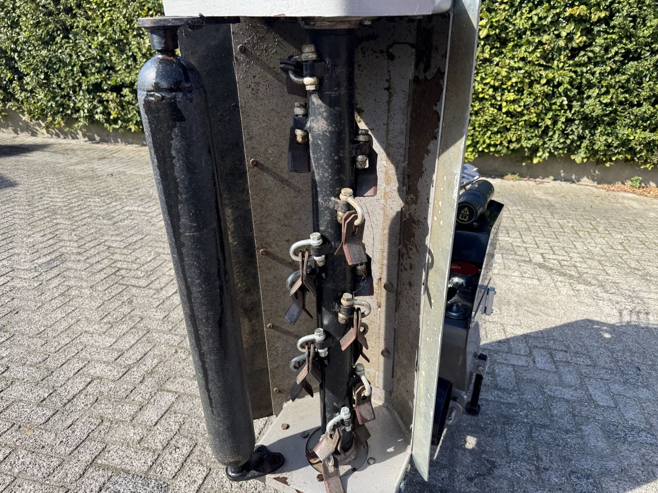 Jansen arm klepelmaaier HMS 100 met heggenschaar