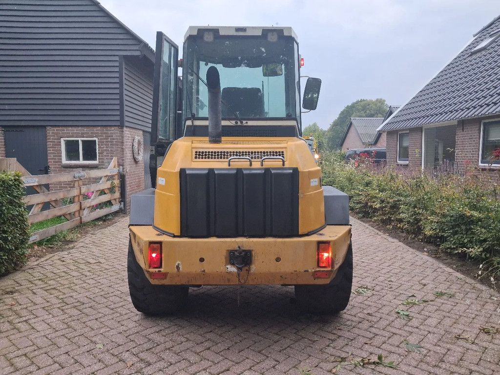Liebherr 509 shovel met lepels