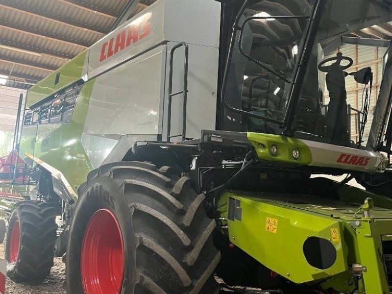 Claas Lion 6800
