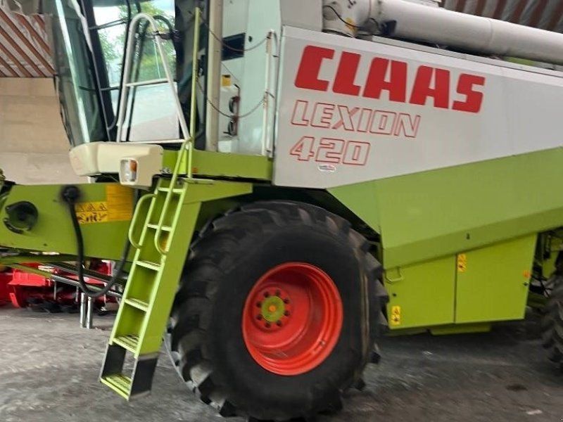 Claas LION 420