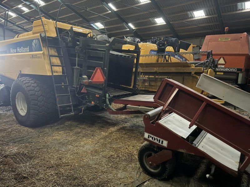 New Holland BB9090