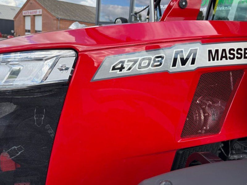 Massey Ferguson 4708