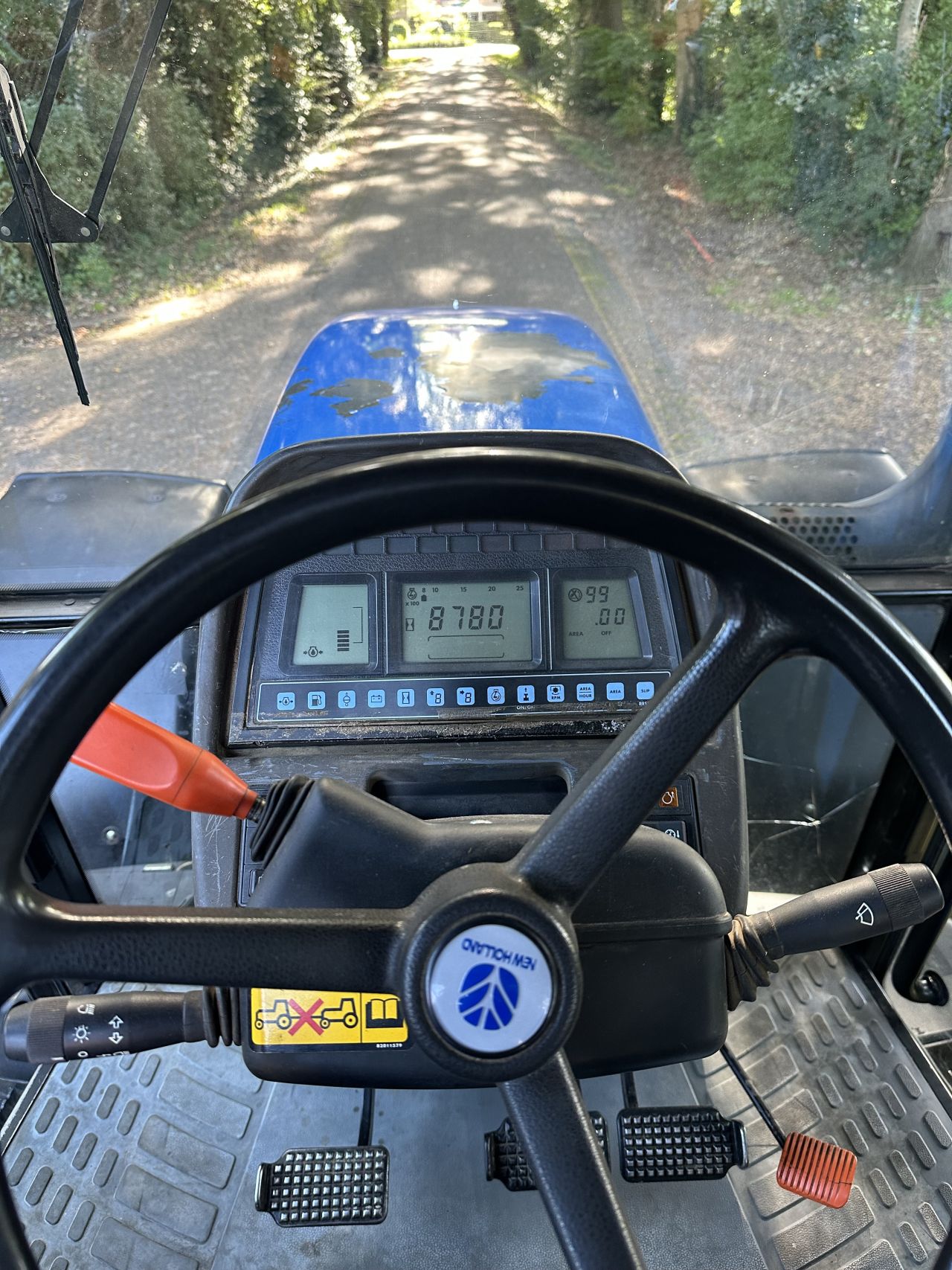 New Holland TM 175
