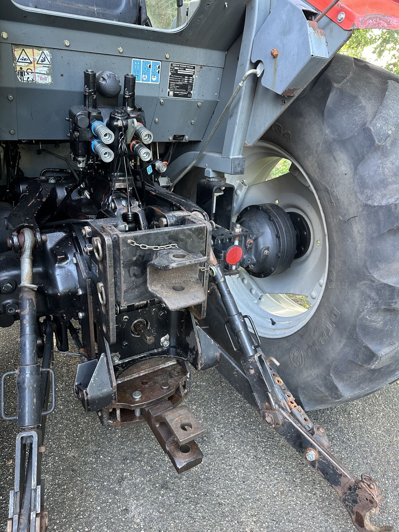 Massey Ferguson 4255