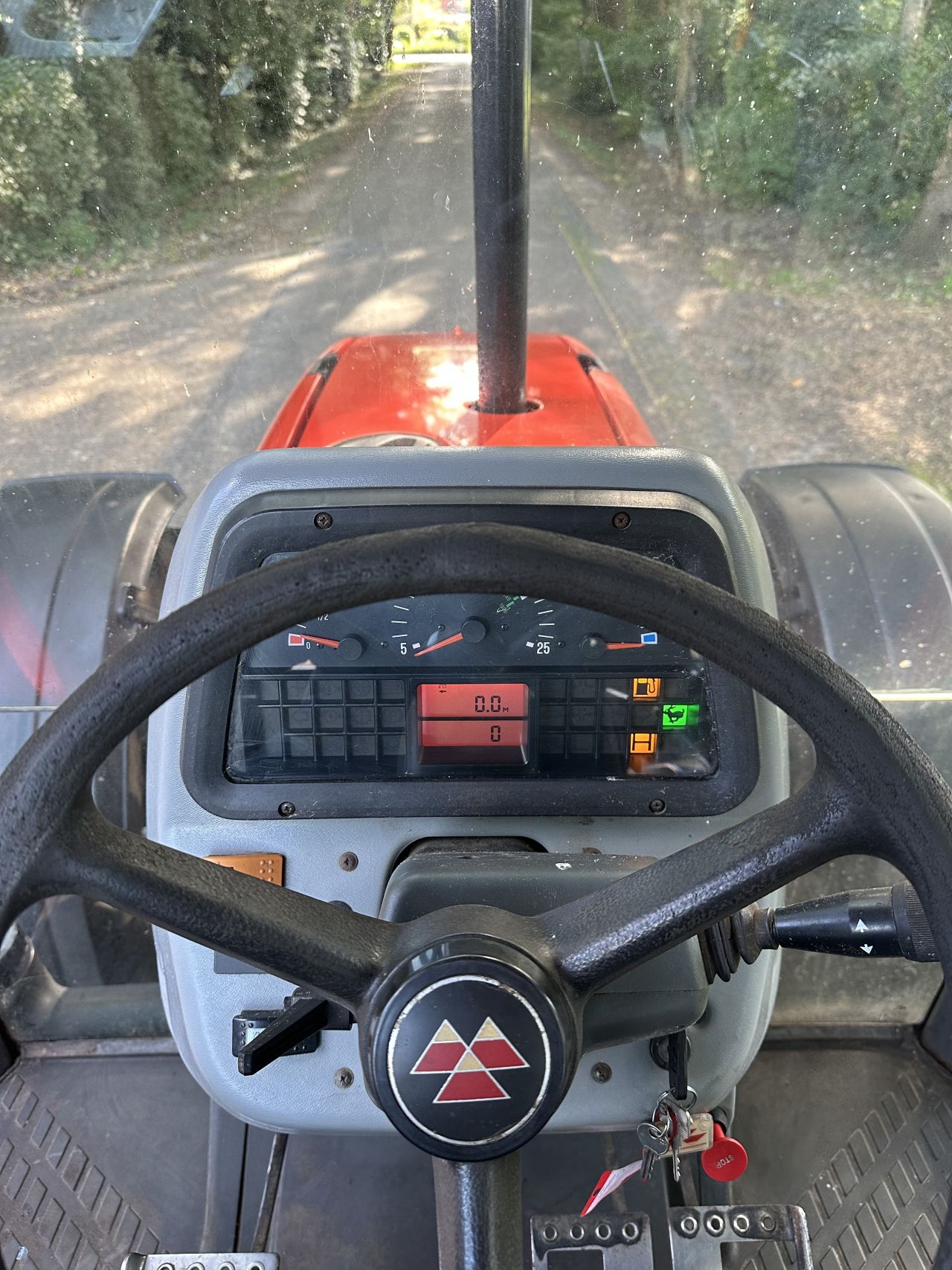 Massey Ferguson 4255