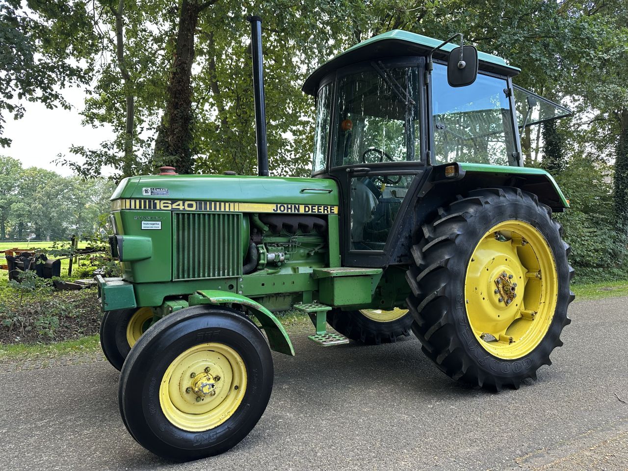John Deere 1640