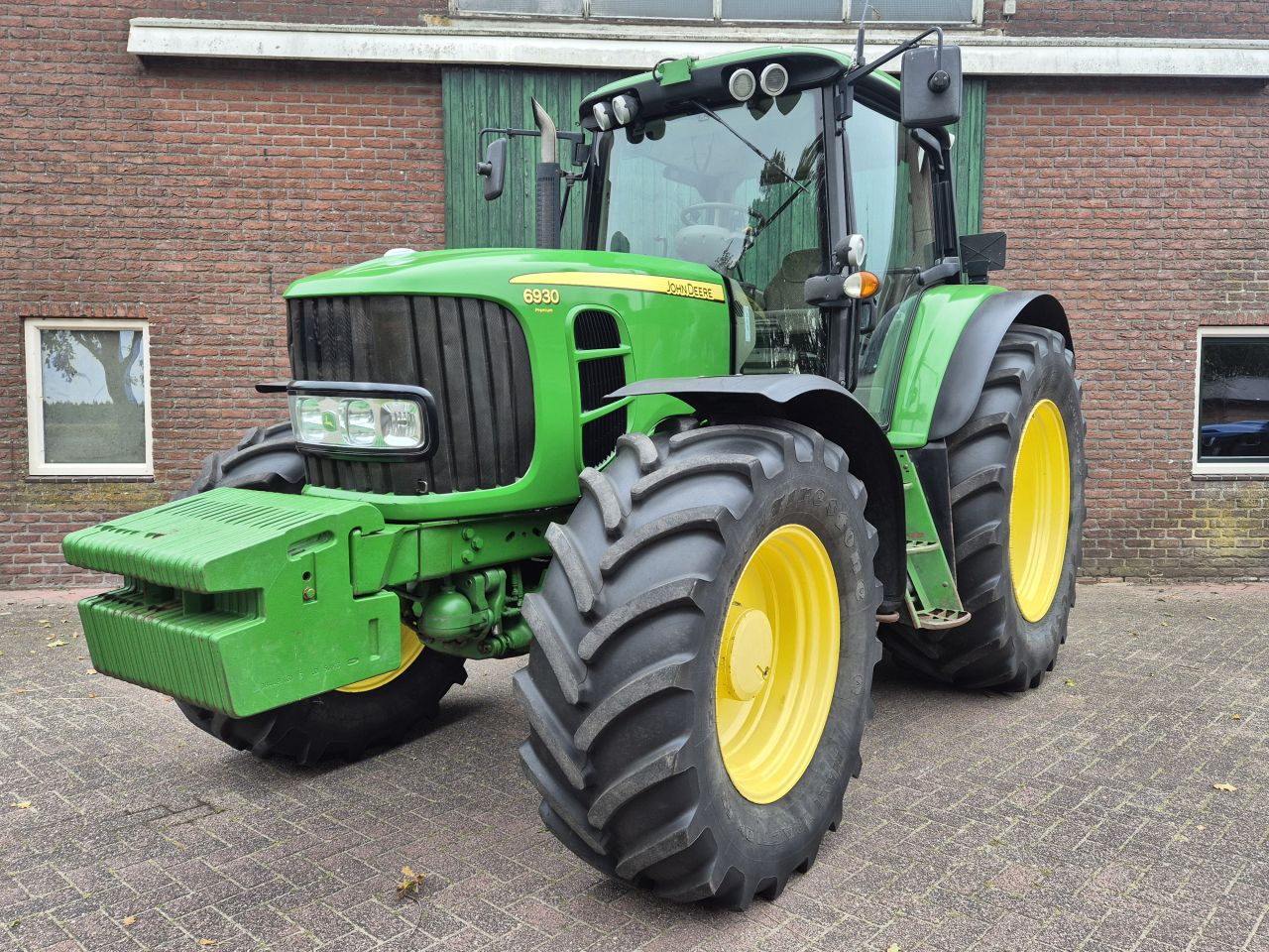 John deere 6930