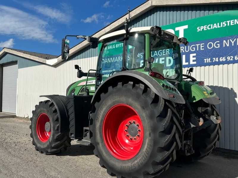Fendt 724 Vario S4 Profi Plus