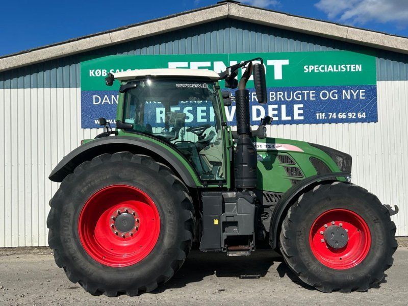 Fendt 724 Vario S4 Profi Plus