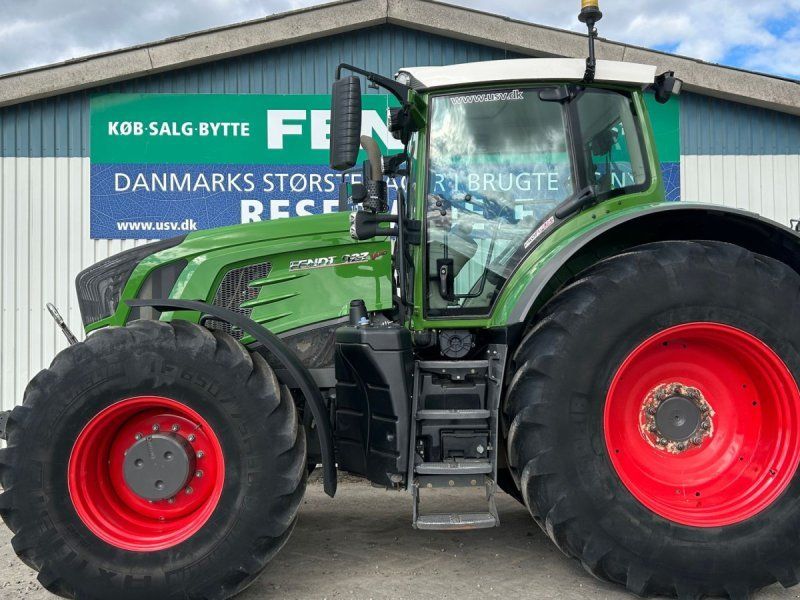 Fendt 927 Vario S4 Profi Plus