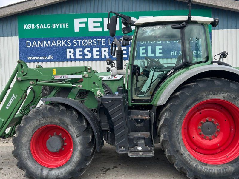 Fendt 722 Vario SCR Profi Med Frontlæsser 4x75