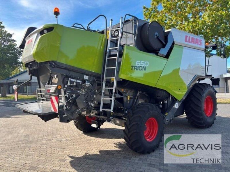 Claas TRION 650